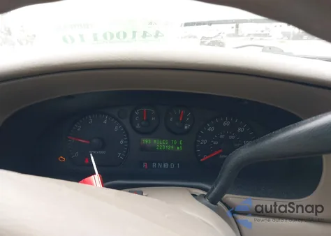 2005 Ford Taurus Se z USA, uszkodzony, nr VIN 1FAFP53235A112668